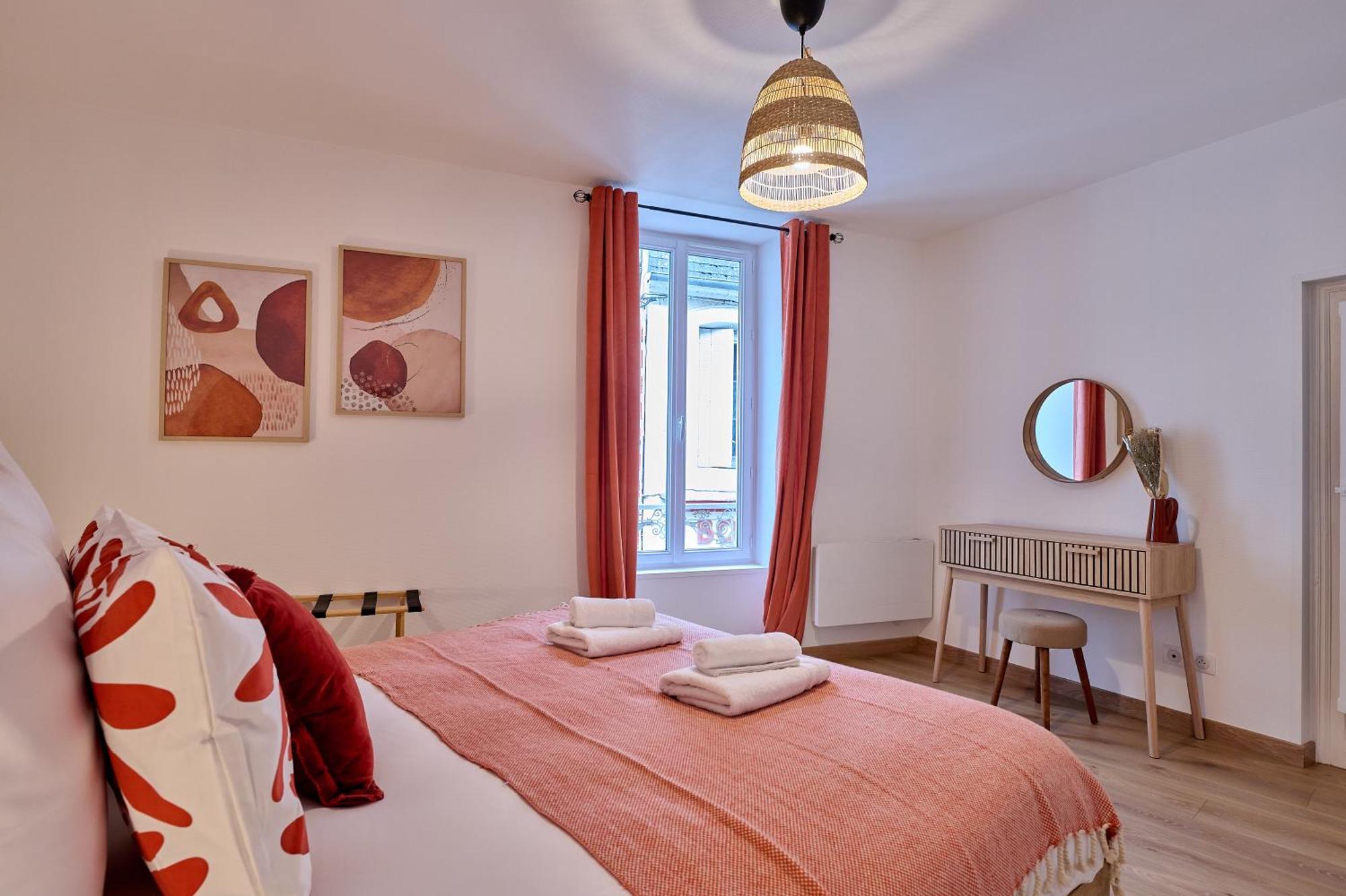 Le Oliva Chez Les M By Primo Conciergerie Apartment Nevers Exterior photo