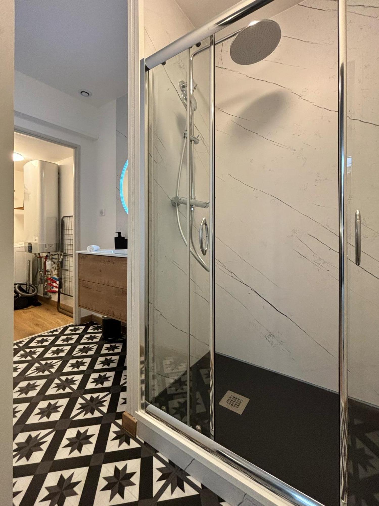 Le Oliva Chez Les M By Primo Conciergerie Apartment Nevers Exterior photo